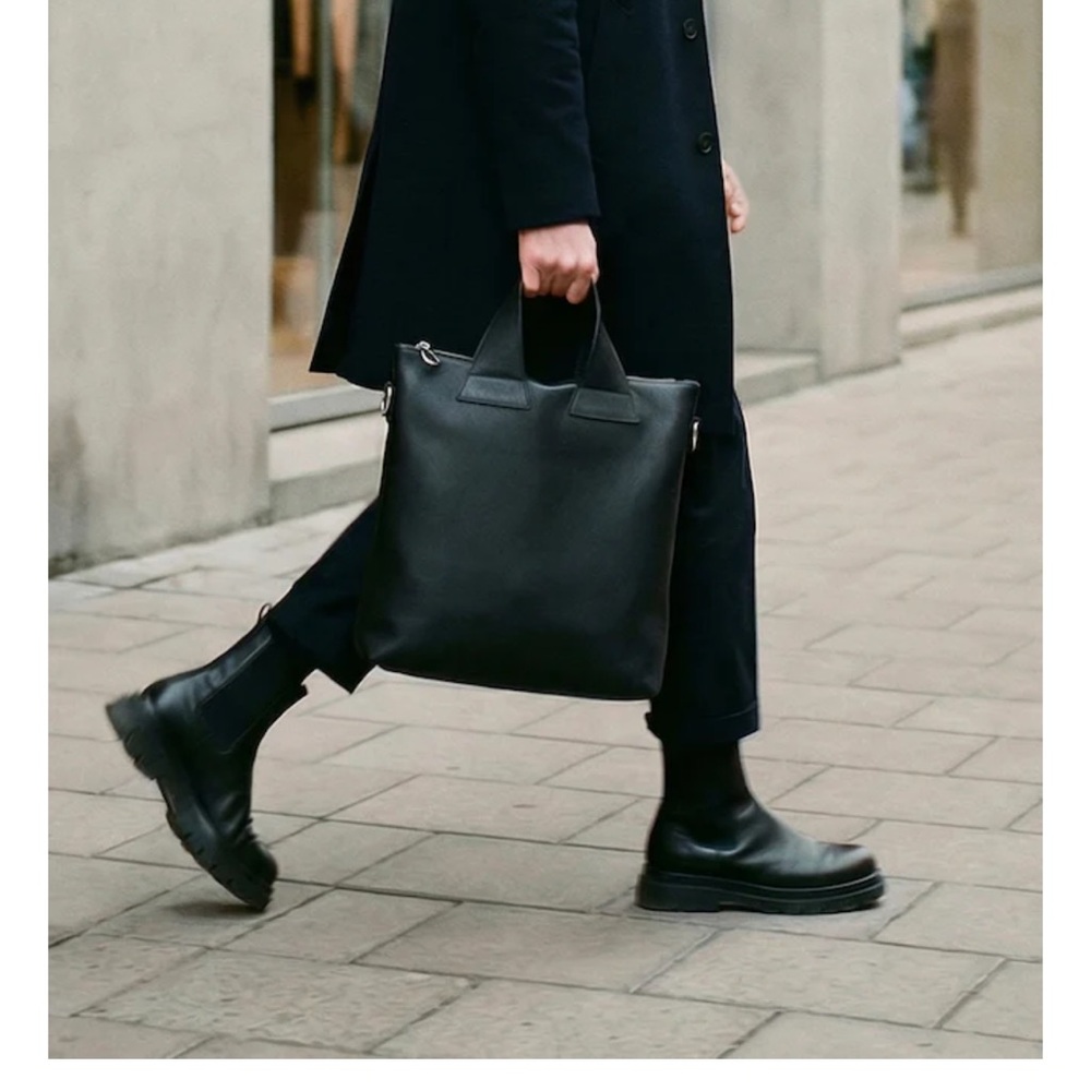No/An Studio Simo Tote black leather NEW - Picture 3 of 16
